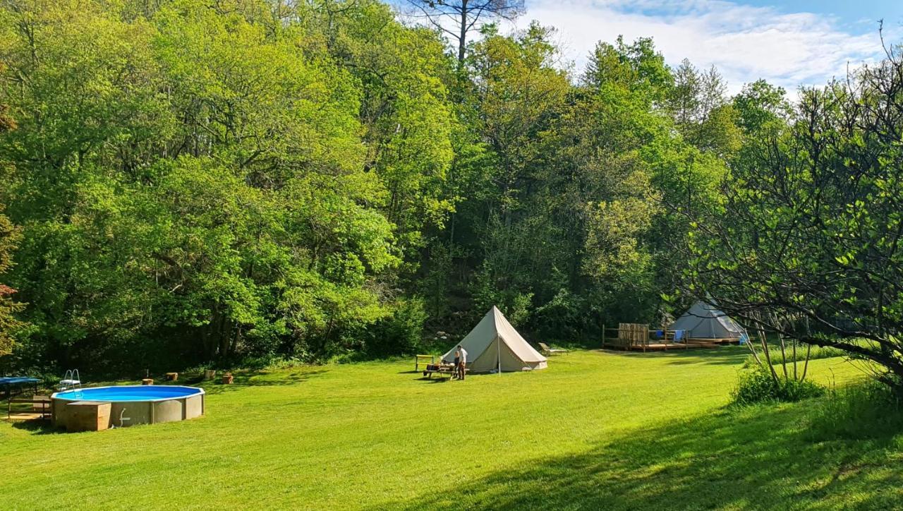 Belair Le Camping Hotel Champagnac-de-Bélair Exterior foto